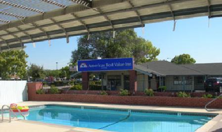 Americas Best Value Inn - ליברמור מראה חיצוני תמונה